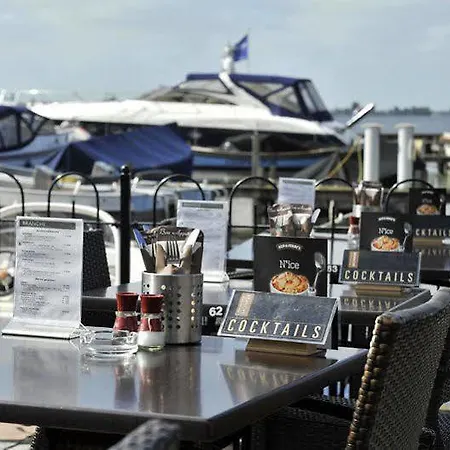 Golden Tulip Loosdrecht Отель